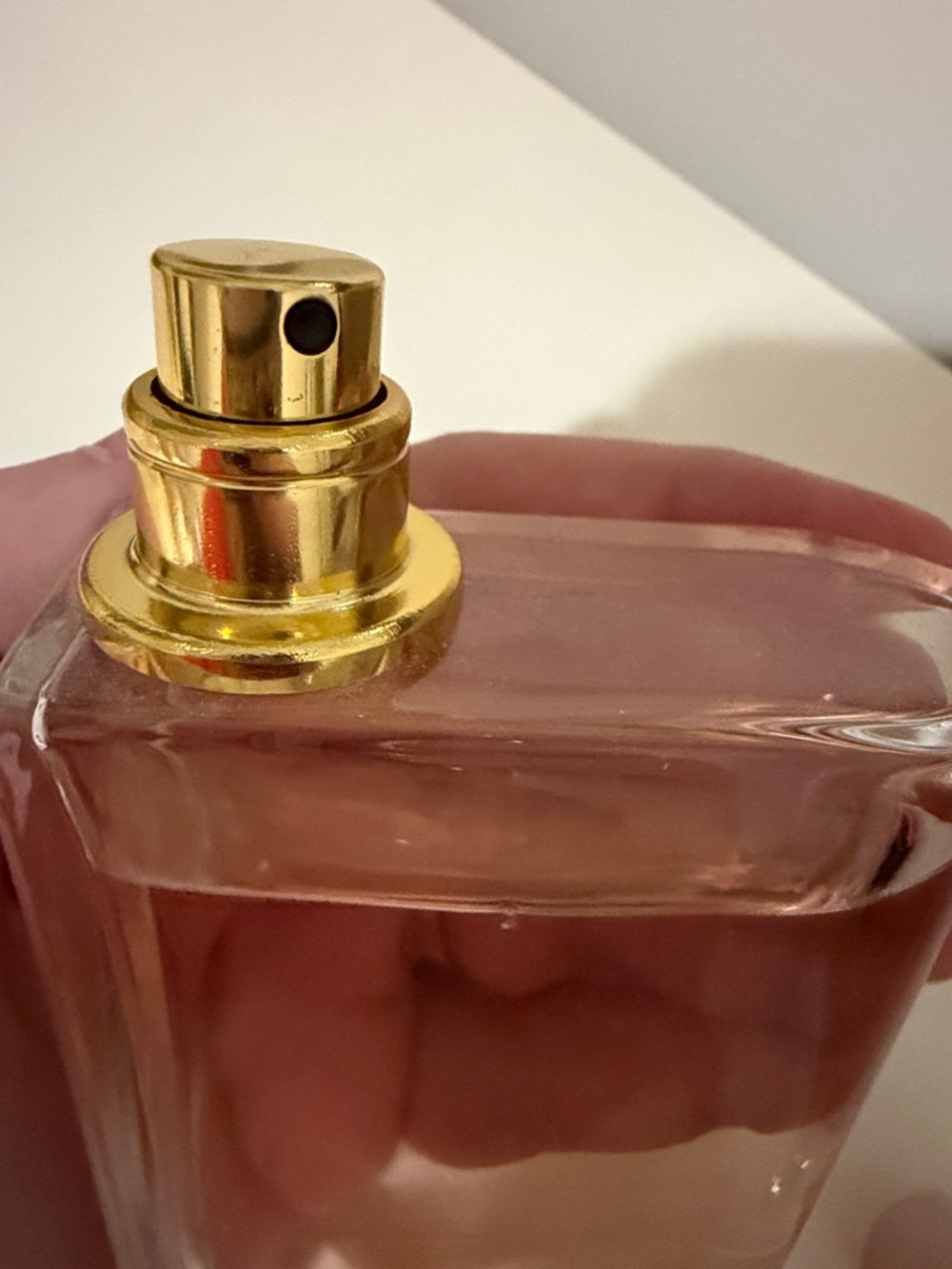 Burberry Her Perfume - Picture 7 of 8